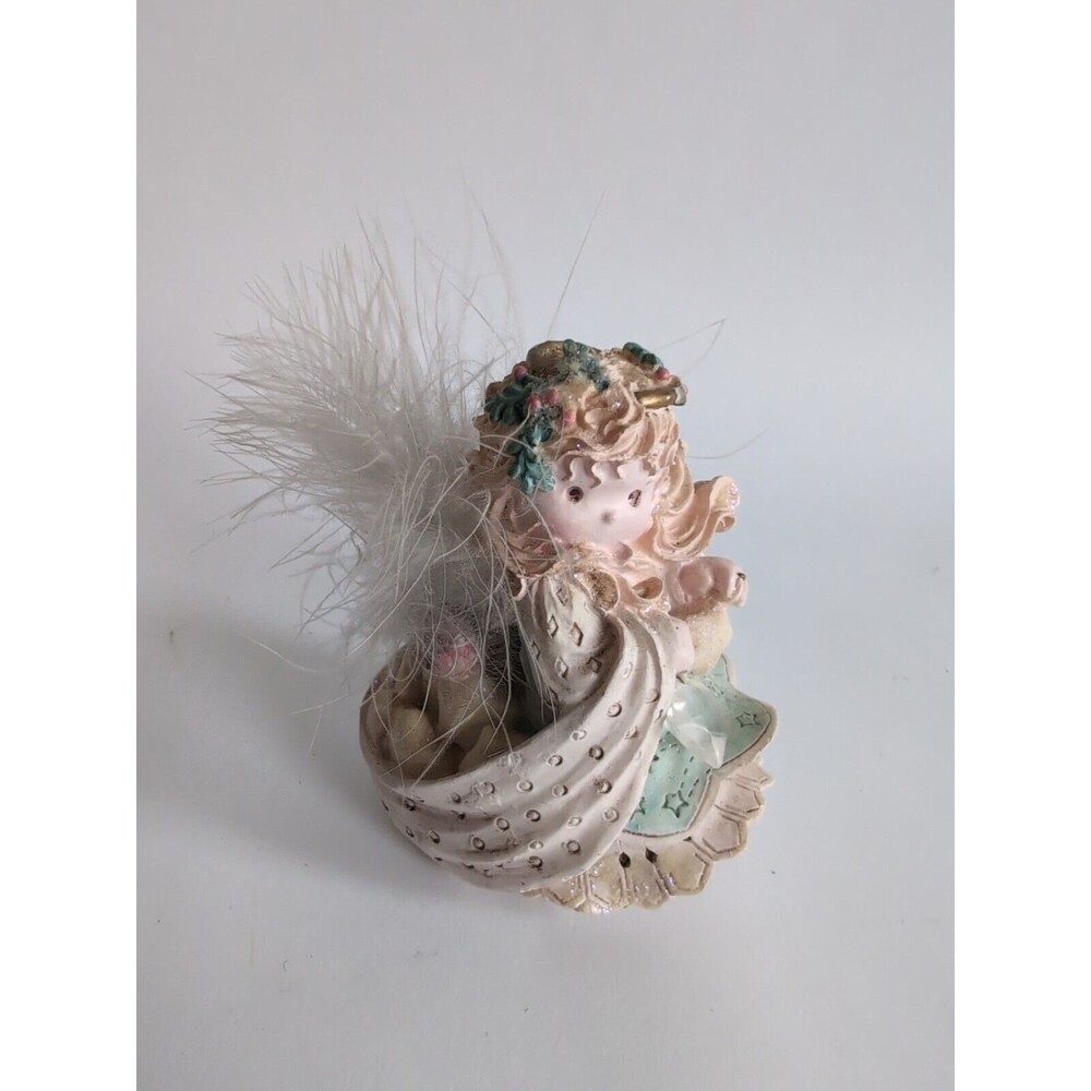 Karen Hahn Angel Figurine Wishing You A Star Shower Of Dreams Christmas Holly